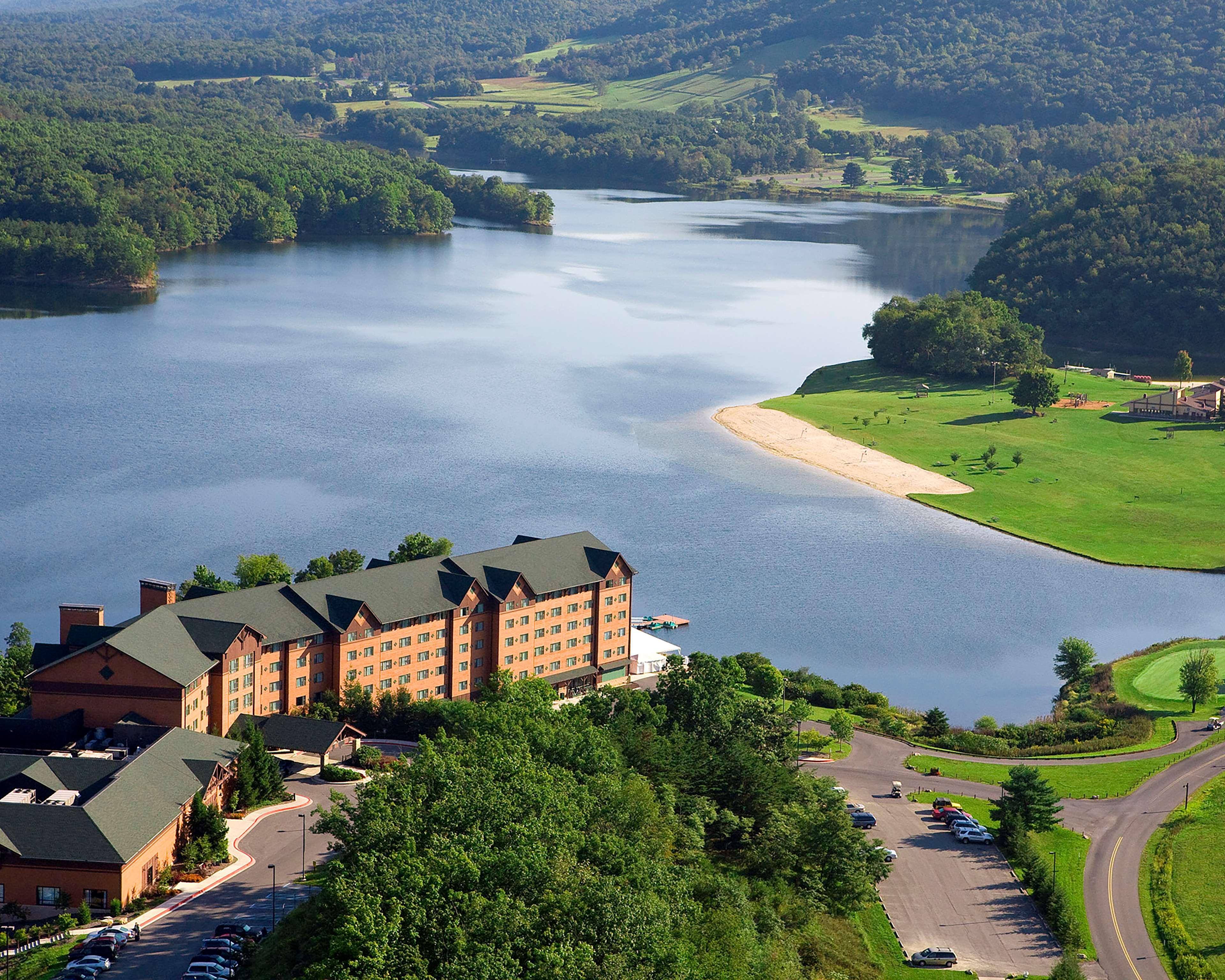 Rocky Gap Casino Resort Flintstone ภายนอก รูปภาพ